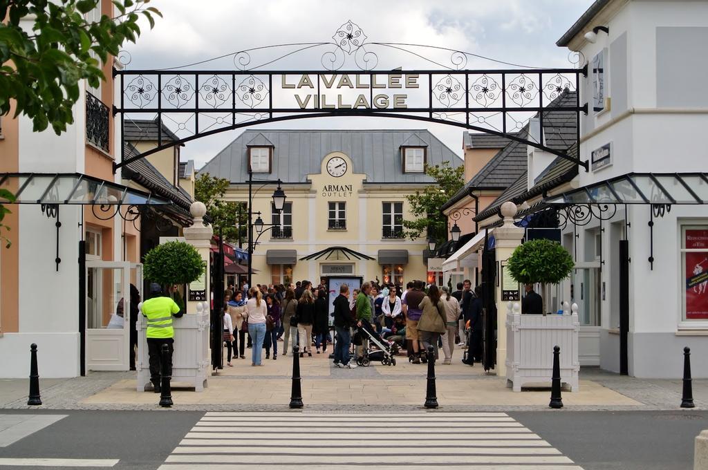 Studio Disneyland Paris - Terrasse Montévrain Eksteriør bilde