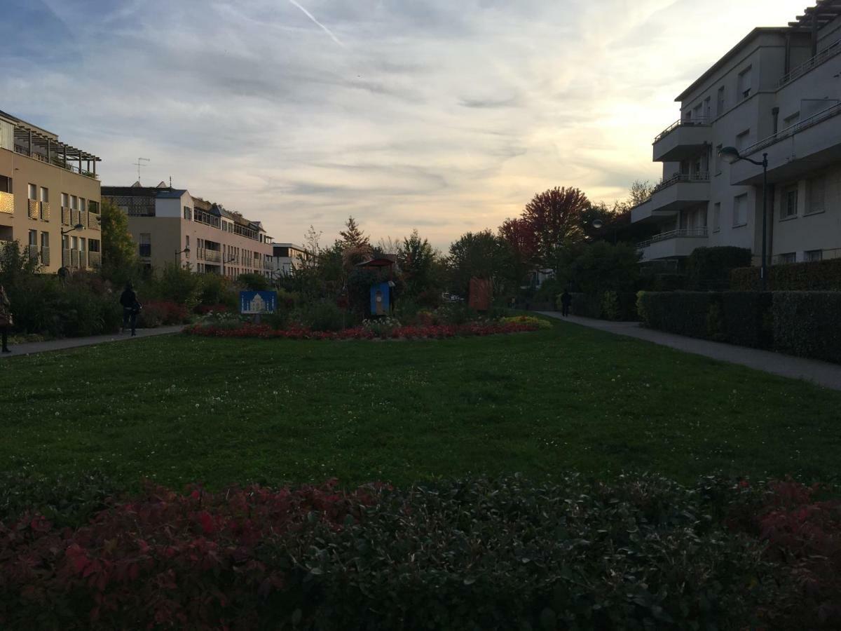 Studio Disneyland Paris - Terrasse Montévrain Eksteriør bilde